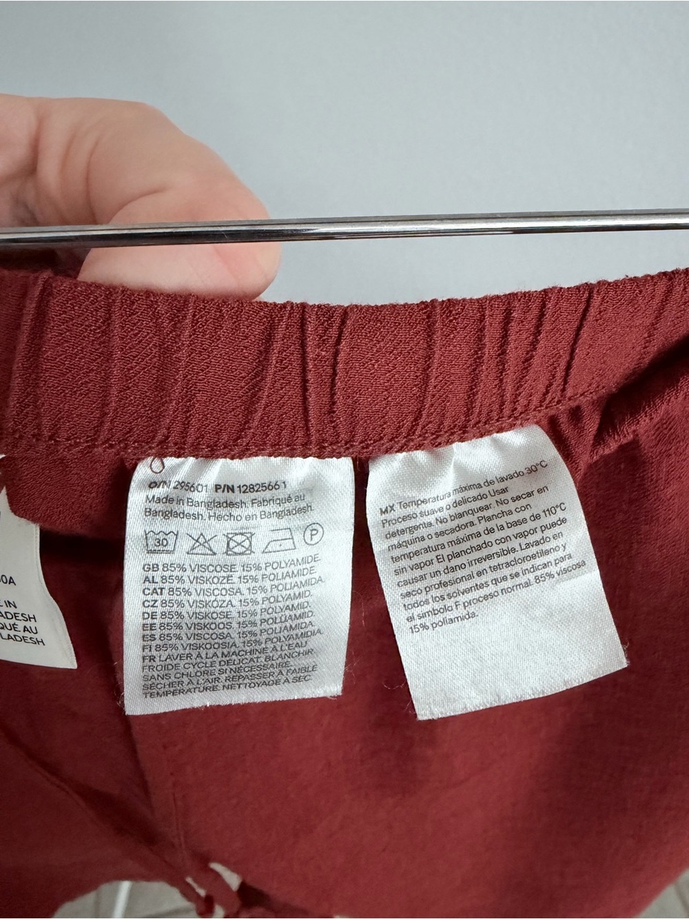 H&M Women's Drawstring Shorts - Picture 5 of 7